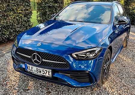 Mercedes-Benz C 300 e AMG Interieur u. Exterieur Sportpaket
