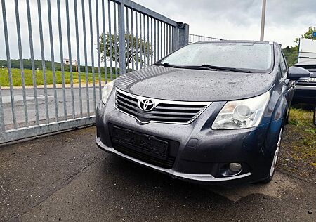 Toyota Avensis Combi 2.0 D-4D -