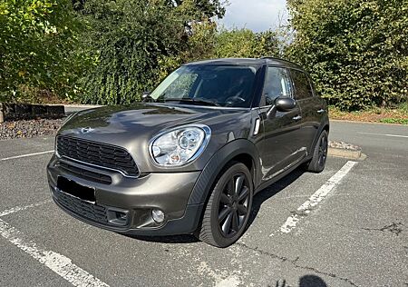 Mini Cooper SD Countryman Aut. PDC SHZ Xenon