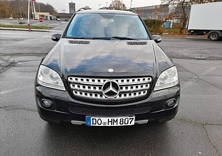 Mercedes-Benz ML 350 4MATIC - Guten zustand