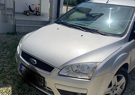Ford Focus 1,6TDCi 80kW DPF Ghia Ghia