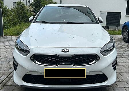 Kia Cee'd Ceed 1.4 T-GDI Spirit