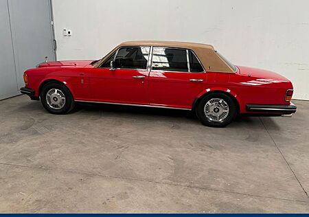 Rolls-Royce Silver Spirit Silver Spur III -