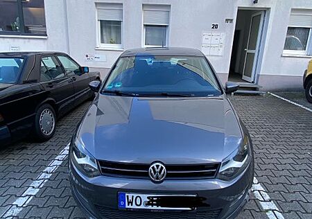 VW Polo Volkswagen 1.4 Comfortline gepflegt, 8 Fach bereift