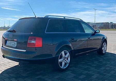 Audi A6 1.8 T Avant -HU neu/Bitte lesen