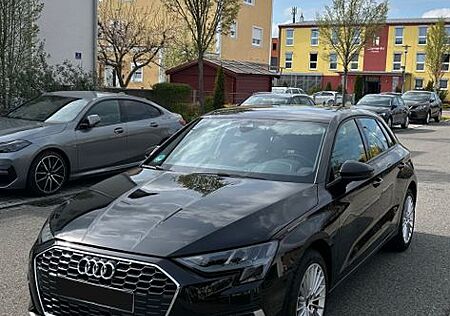 Audi A3 35 TFSI S tronic advanced Sportback