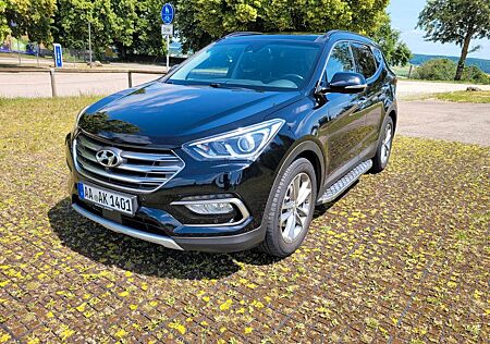 Hyundai Santa Fe 2.2 CRDi Premium 4WD Automatik...