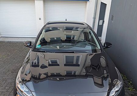 Kia Cee'd / Ceed 1.4 T-GDI Spirit Spirit