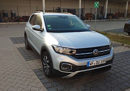 VW T-Cross Volkswagen 1.0 TSI Active | AHK | Gar. | Parkpilot