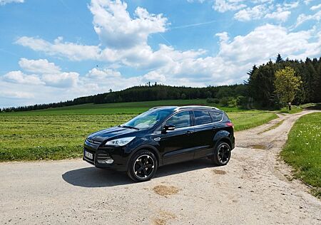Ford Kuga 2,0 TDCi 4x4 110kW Titanium PowerShift ...