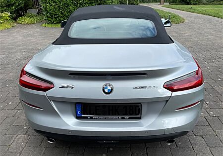 BMW Z4 sDrive20i Advantage ADVANTAGE