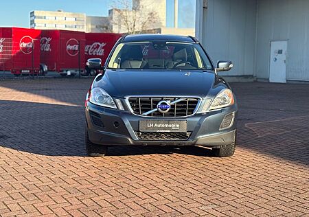 Volvo XC 60 XC60 Momentum Drive Navi Bi-Xenon SHZ AHK 6-Gang