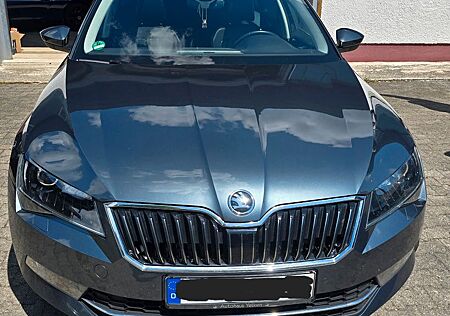 Skoda Superb 2.0 TDI SCR 140kW DSG L&K Combi L&K