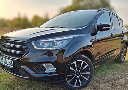 Ford Kuga 1,5 Ecoboost /ST-Line/ Bremsen NEU / AHK