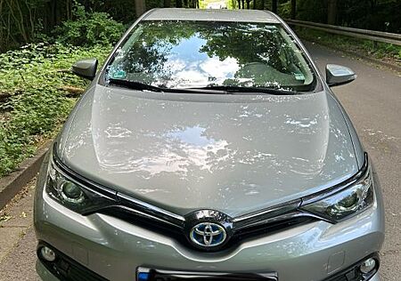 Toyota Auris Hybrid Team Deutschland 1,8 4 Cyl CVT