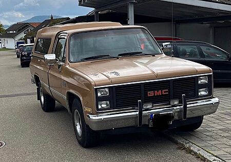GMC Sierra