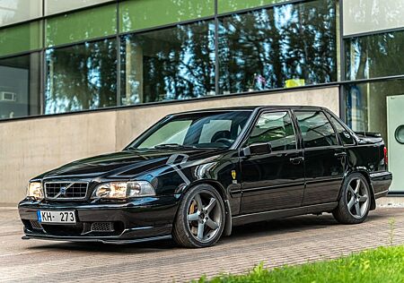 Volvo S70 R