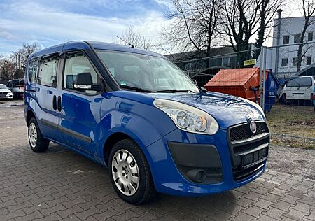 Fiat Doblo Doblò Active 5 Sitzer Klima