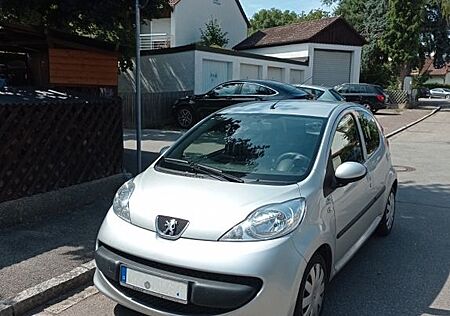 Peugeot 107 Filou 70 Filou