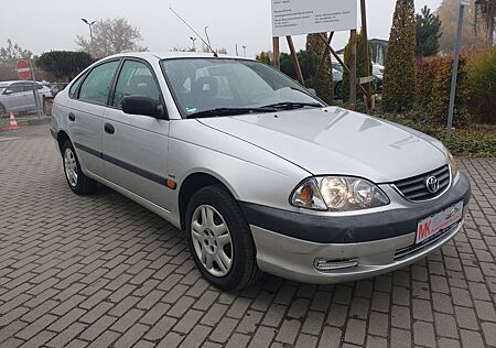 Toyota Avensis / guter Zustand / Klima / TÜV Neu