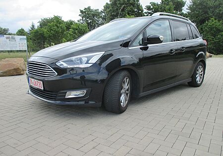 Ford Grand C-Max Titanium