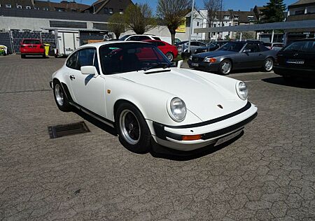 Porsche 911 Urmodell 911 SC OLDTIMER