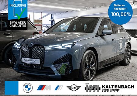BMW iX xDrive 40 Sport PANO AHK HUD LED NAVI H/K SHZ