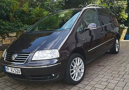 VW Sharan Volkswagen 2.0TDI Highline