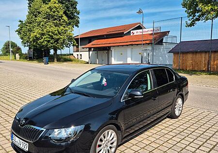 Skoda Superb 2.0 TDI 125kW Green tec Active Combi ...