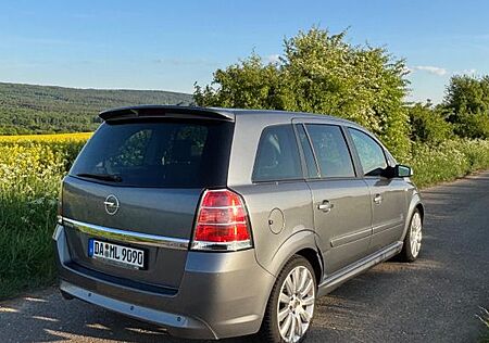 Opel Zafira 1.9 CDTI VOLL Stanhzg. OPC-Line