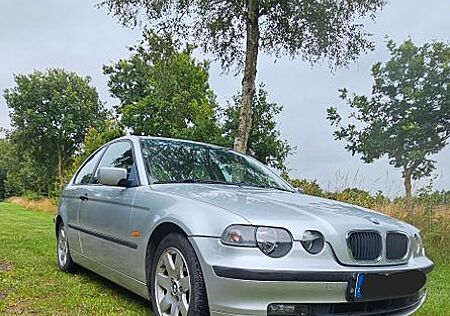 BMW 116ti Compact