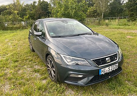 Seat Leon FR Automatik, Beats, Carplay, Parksens. V&H