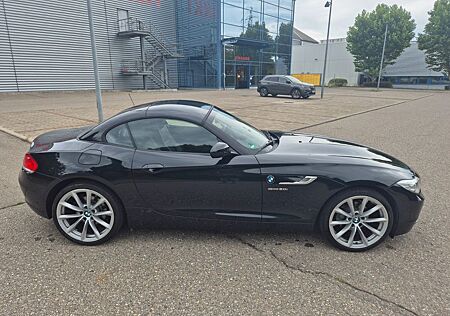 BMW Z4 Baureihe Roadster sDrive 20i 1. Hand