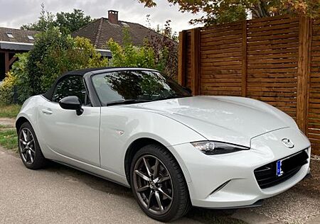 Mazda MX-5 2.0 SKYACTIV-G 160 Exclusive-Line Exclu...