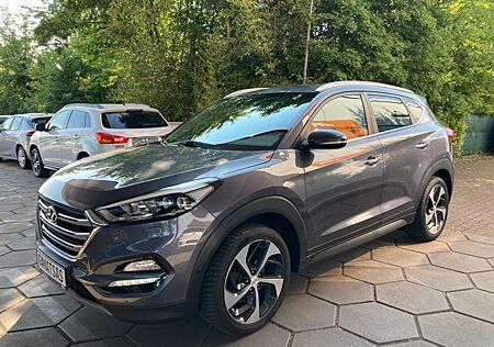 Hyundai Tucson Premium 4WD-Automatik-LED-Navi-Kamera