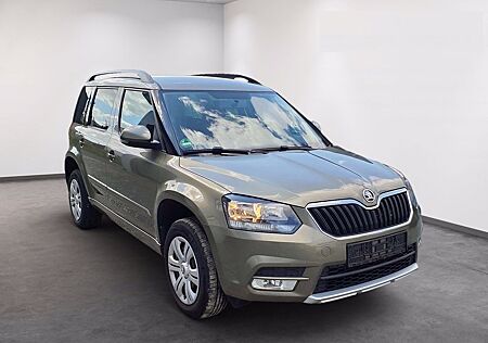 Skoda Yeti ACTIVE TEMPOMAT KLIMA AHK 8xBEREIFT PDC
