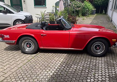 Triumph TR6 Weber 3fach Vergaser