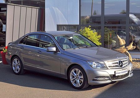 Mercedes-Benz C 250 Avantgarde "2.Hand+wenig KM+Navi+Design"