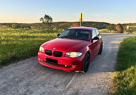 BMW 123d TÜV-10.26 Sitzheizung Reifen neu