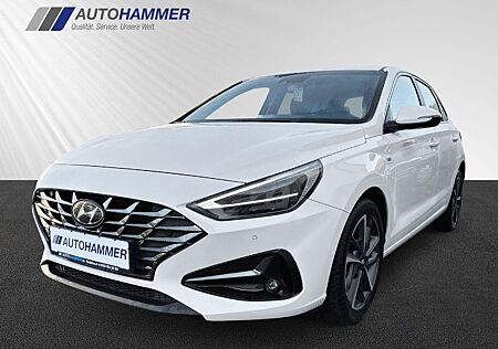 Hyundai i30 1.5T iMT PRIME LED SHZ LHZ Teilleder Navi