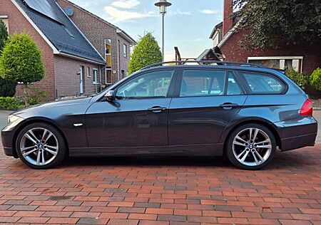 BMW 320i touring -