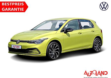 VW Golf Volkswagen VIII 1.5 TSI Life LED Navi PDC Sitzheizung