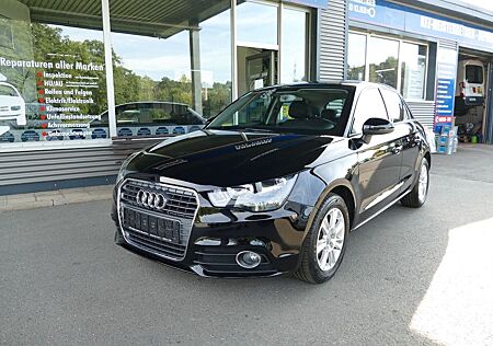 Audi A1 Sportback attraction 2 Hand Scheckheftgepfleg