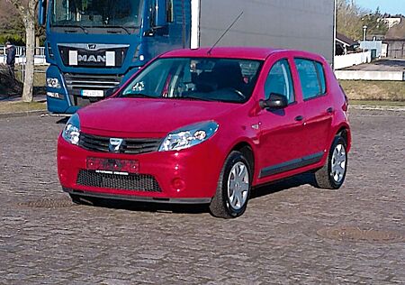 Dacia Sandero Ambiance TÜV 05/2027 1 HAND