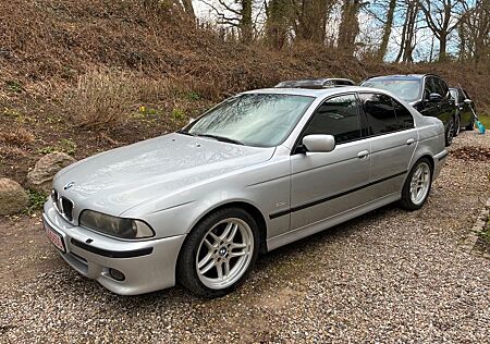 BMW 540i A M Sportpaket - Scheckheft