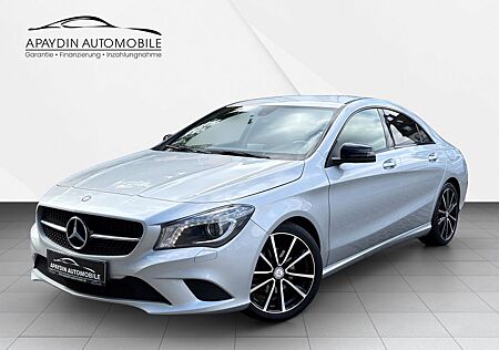Mercedes-Benz CLA 180 Coupe Urban Bi-XENON/NAVI/R-KAM/NIGHTPAK
