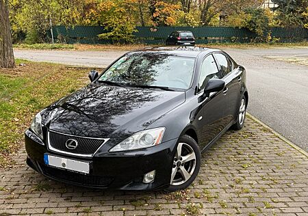 Lexus IS 250 250 Luxury Line Luxury Line Schwarz