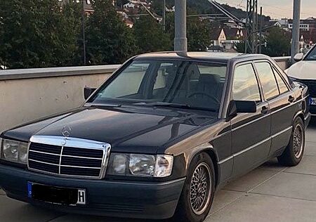 Mercedes-Benz 190