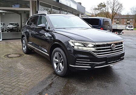 VW Touareg Volkswagen One Million 4Motion