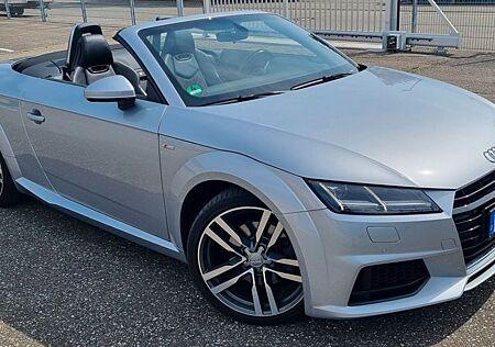 Audi TT Roadster 1.8 TFSI S tronic -S-Line